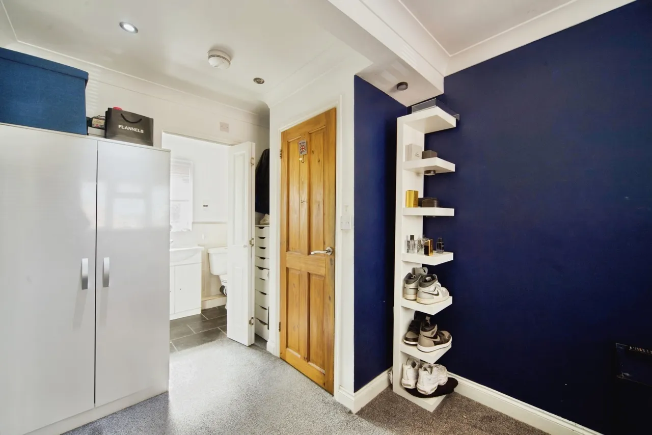 Poplar Shaw, WALTHAM ABBEY, Essex, EN9, photo 8