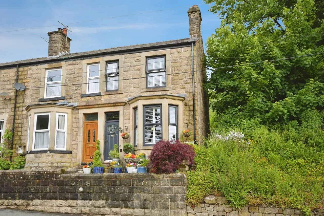 2 bed house for sale — Manchester Road, Buxton, Derbyshire, SK17