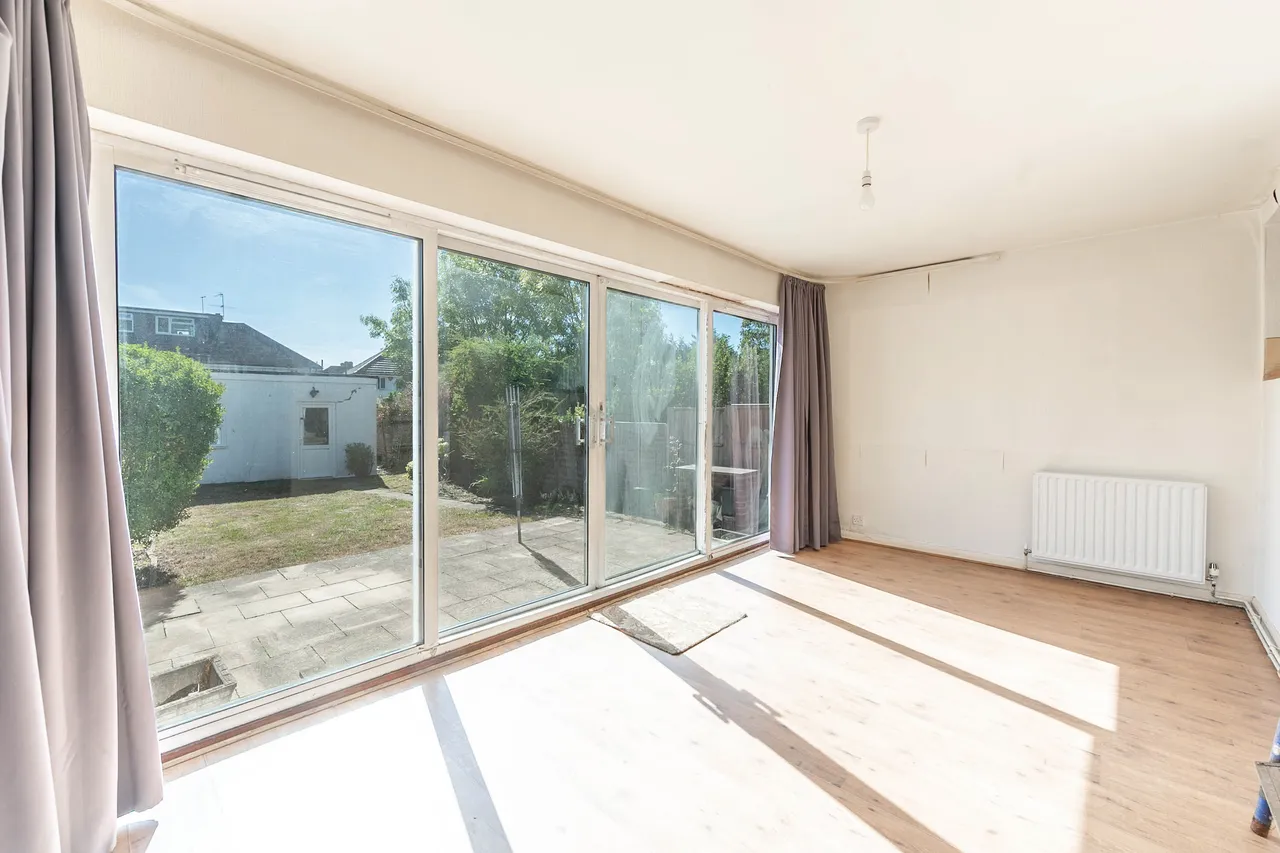 Ruislip, HA4, photo 6