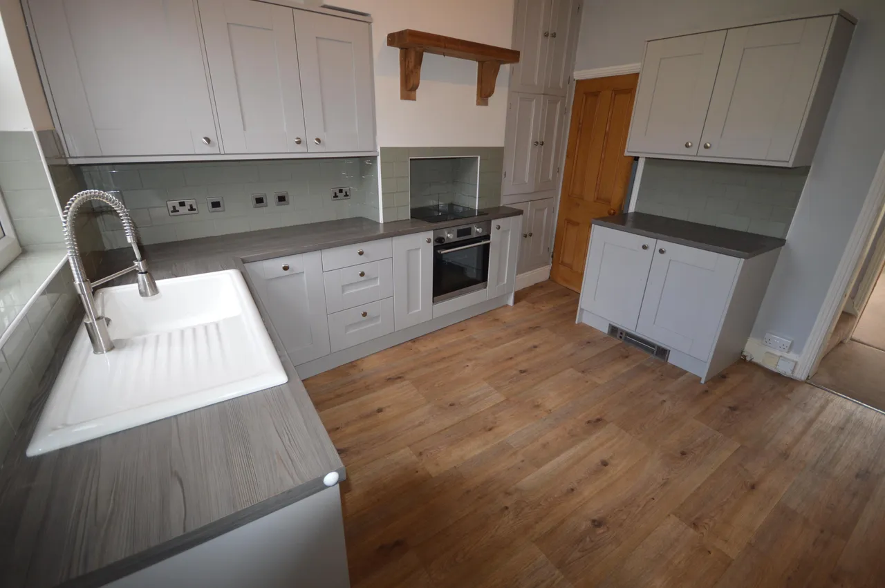 3 bed house to rent, Tavistock Road, Sheffield, S7