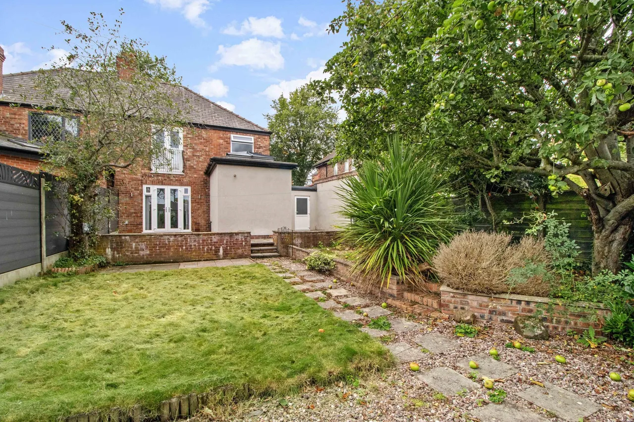 Wilderspool Causeway, Warrington, Warrington, WA4 6QL, photo 15