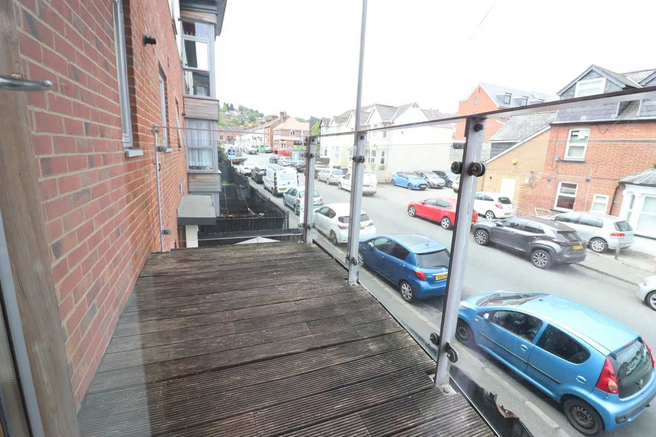 Lindsay Court, Lindsay Avenue, HP12 3GF, photo 4