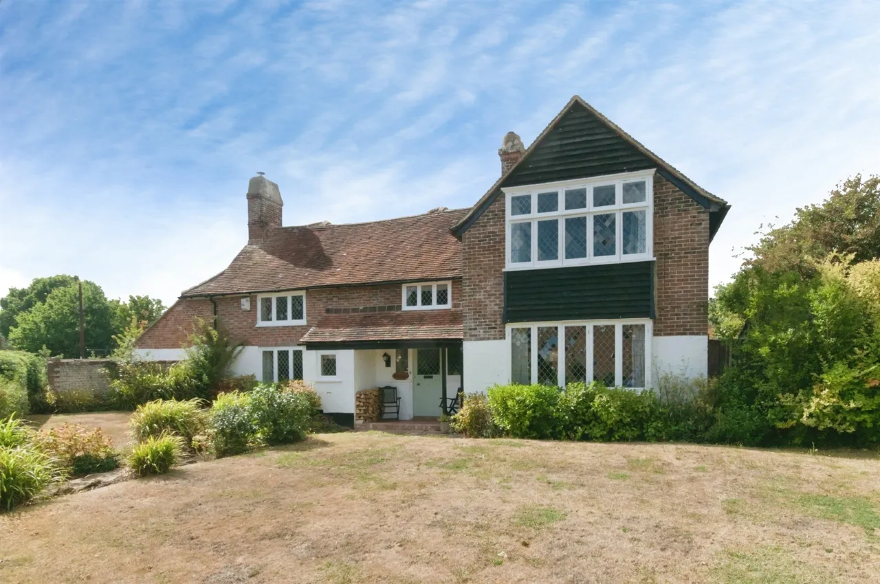5 bed house for sale, Collington Lane East, Bexhill-On-Sea, TN39