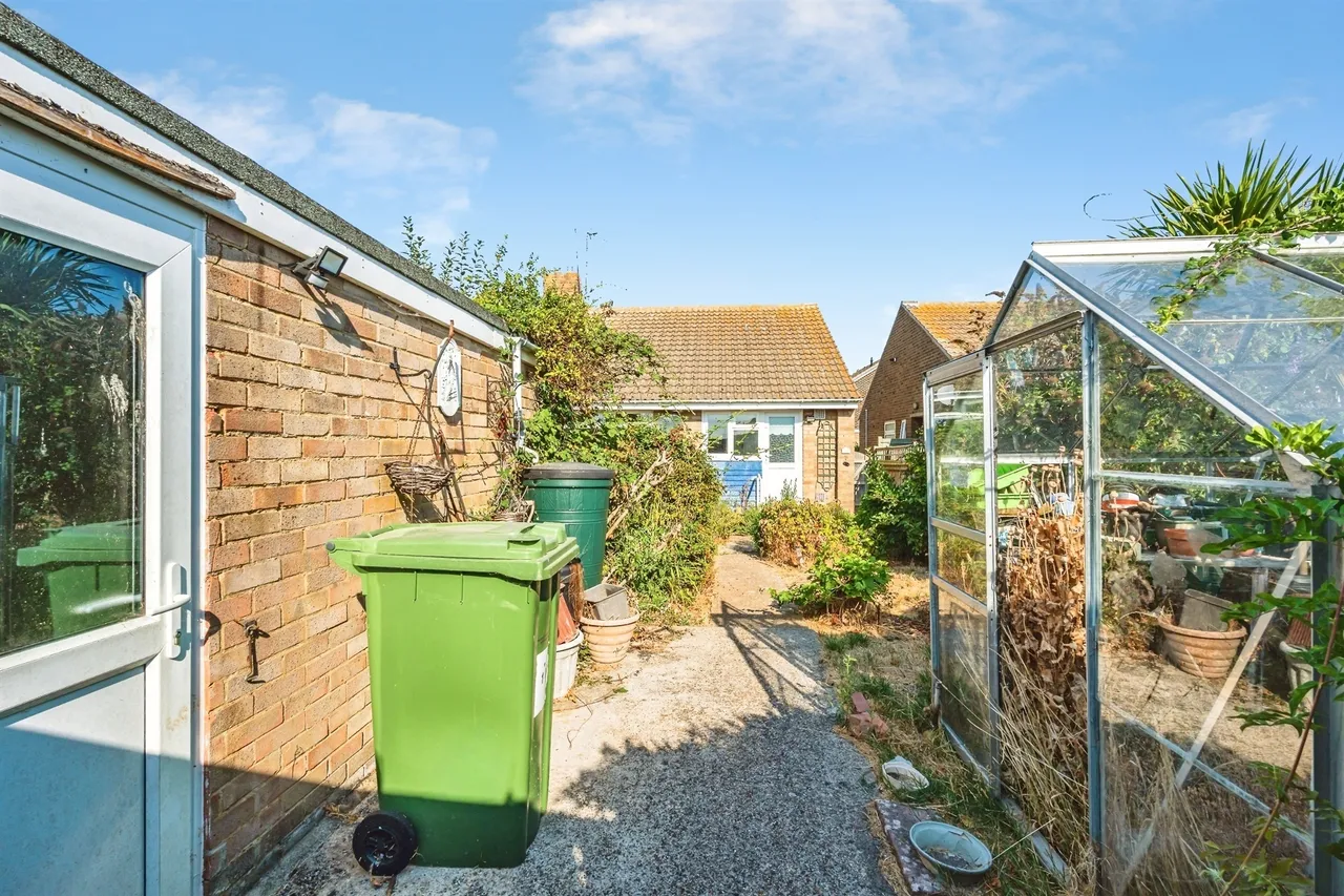 Berkeley Walk, Eastbourne, photo 12