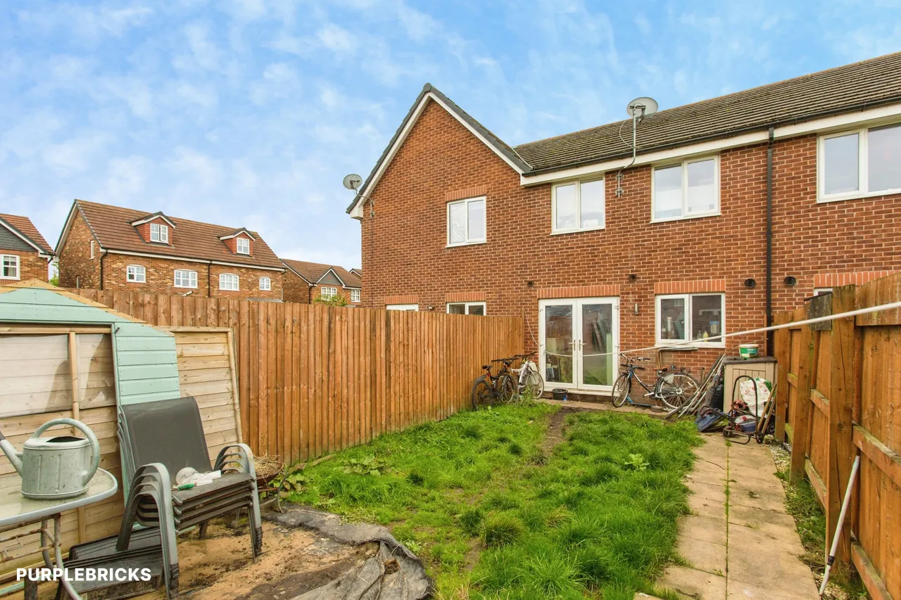Northgate, Leyland, PR25, photo 21