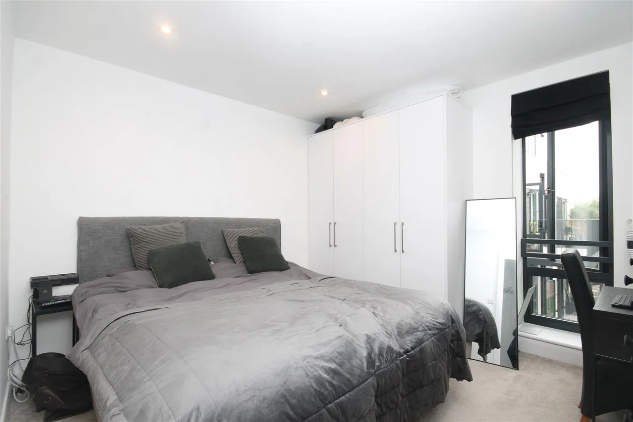 Kingston Road, Leatherhead, KT22, photo 5