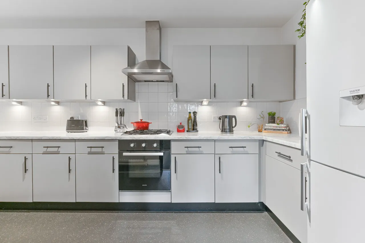 28 Austen Apartments, 1 Weighton Road, London, photo 7