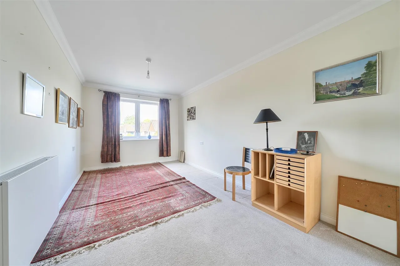 Greyhound Lane, Thame, OX9, photo 10