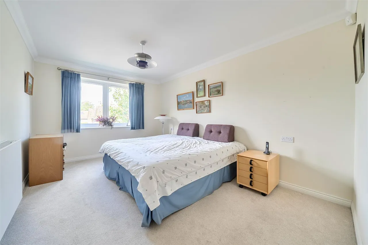 Greyhound Lane, Thame, OX9, photo 7
