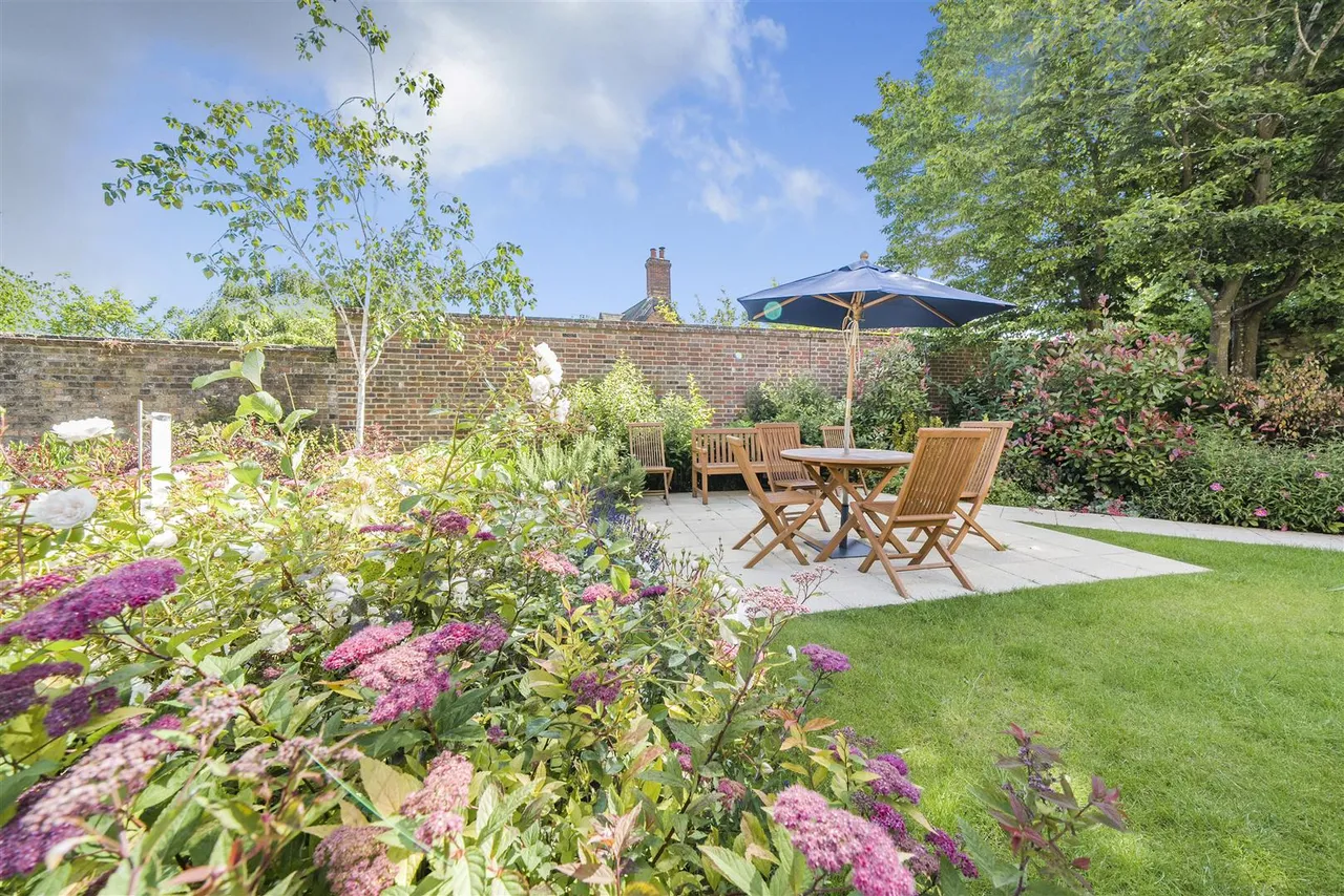 Greyhound Lane, Thame, OX9, photo 16