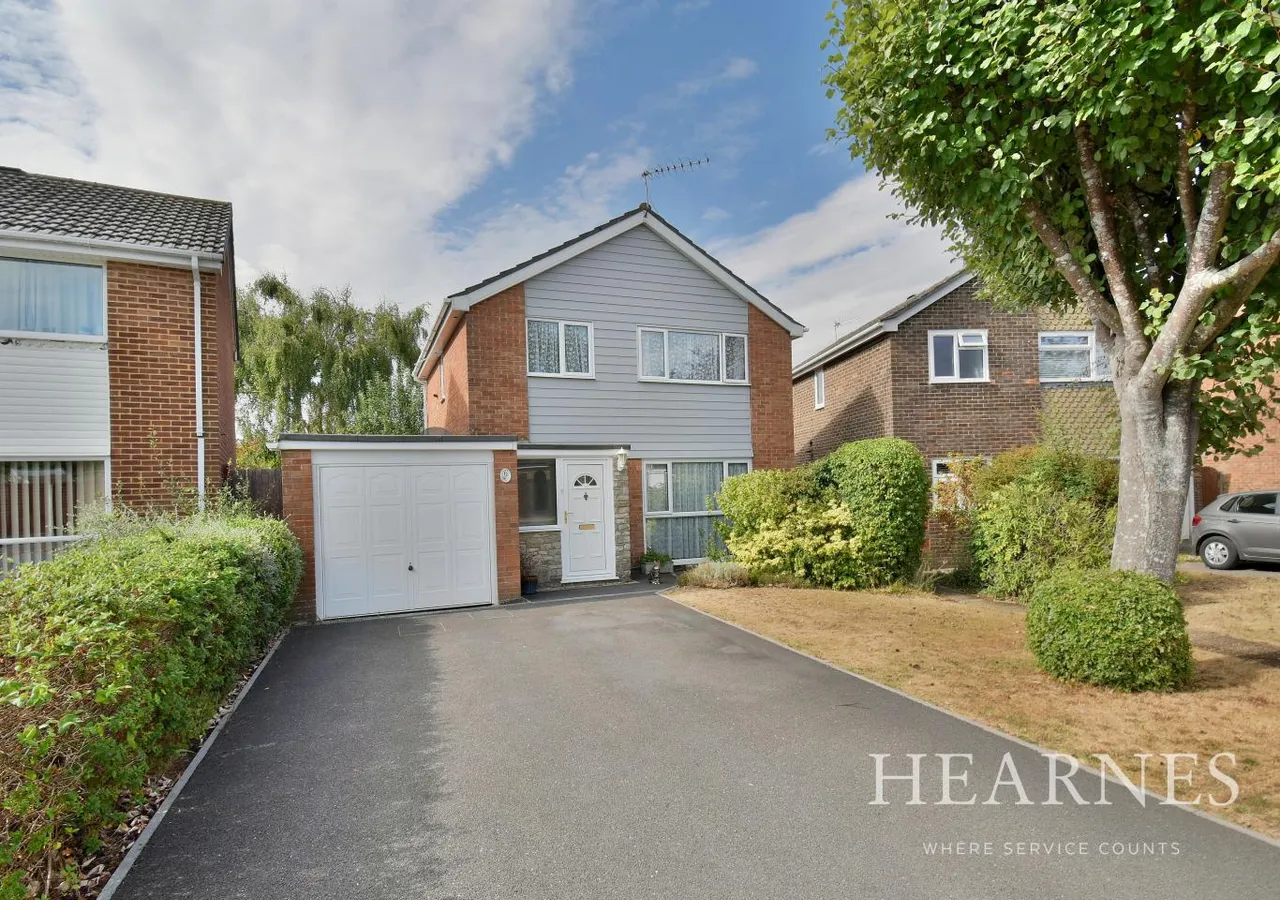 3 bed house for sale, Cammel Road, BH22