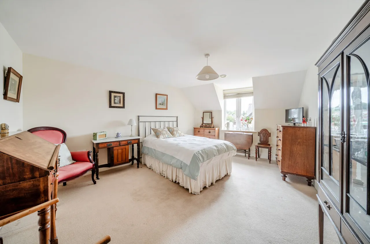 Ackender Road, Alton, GU34, photo 4