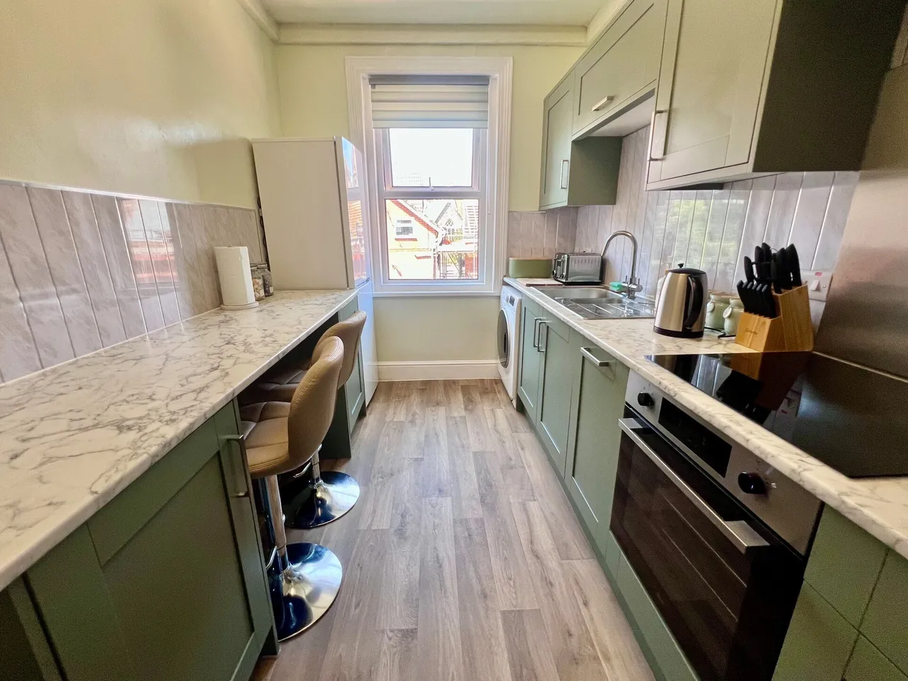Adeline Road, BH5, photo 10