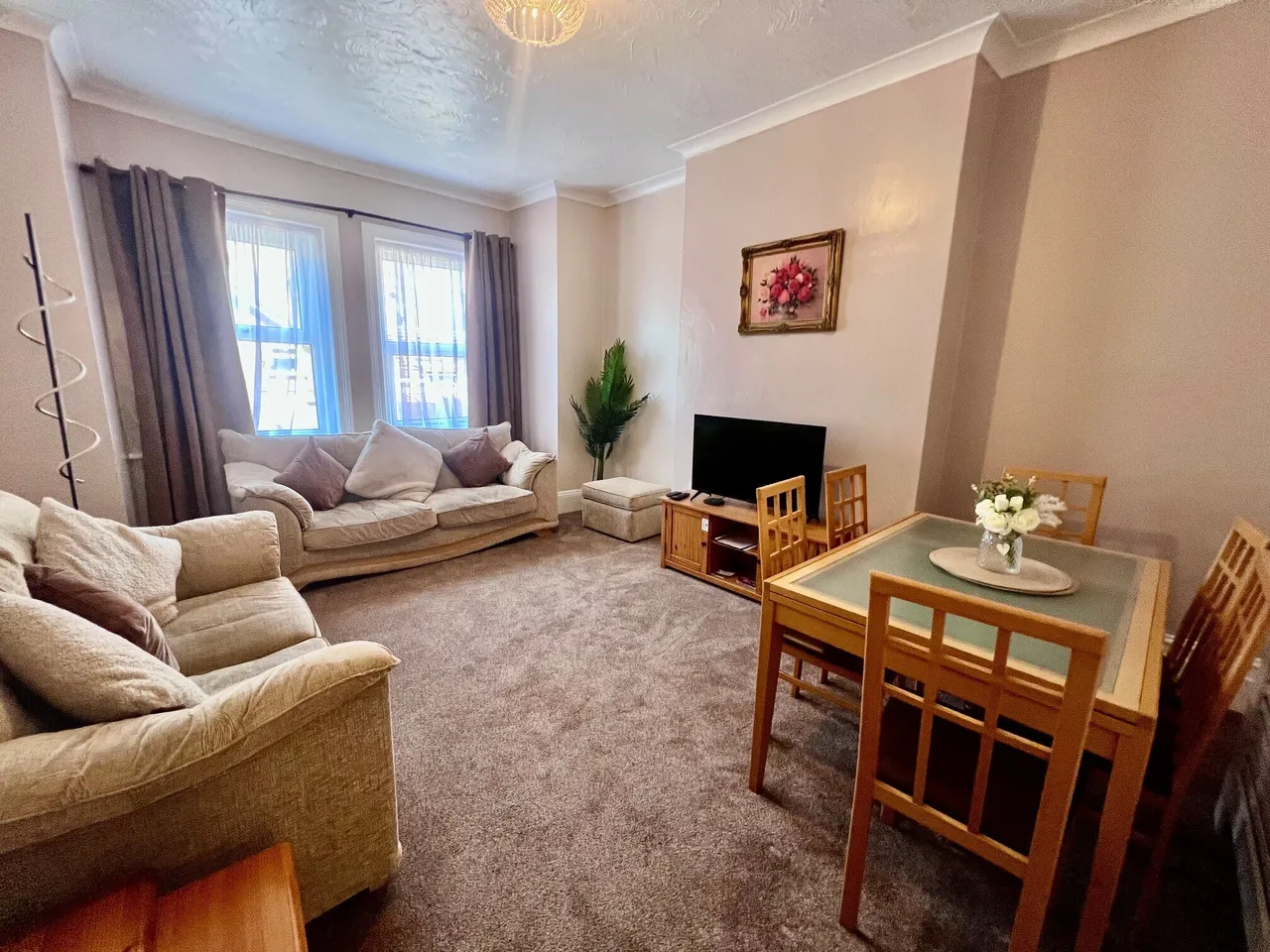Adeline Road, BH5, photo 3