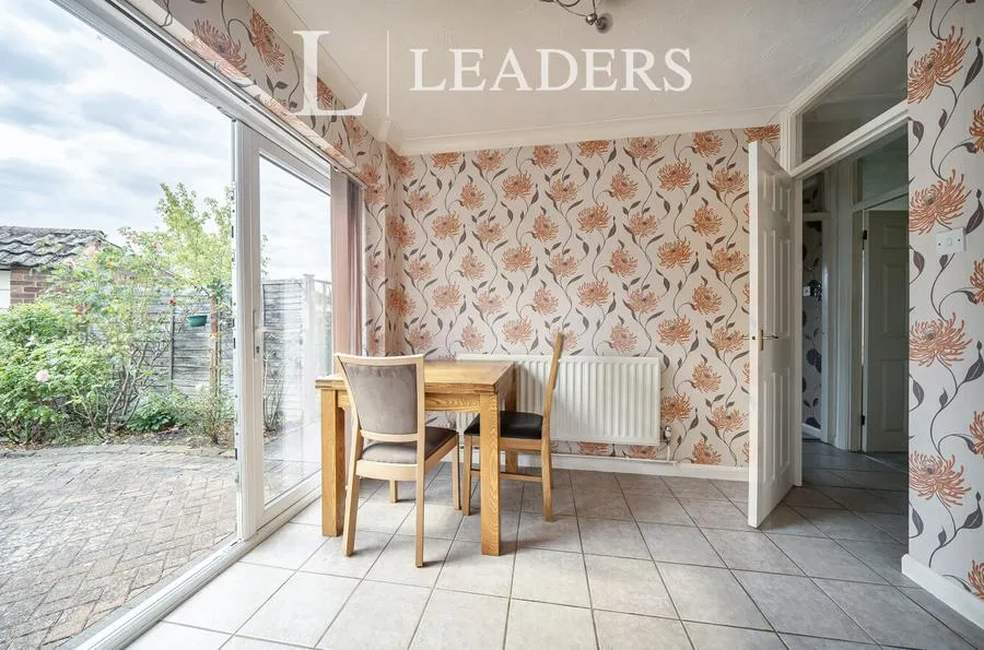 Kelvin Close, Tonbridge, TN10, photo 14