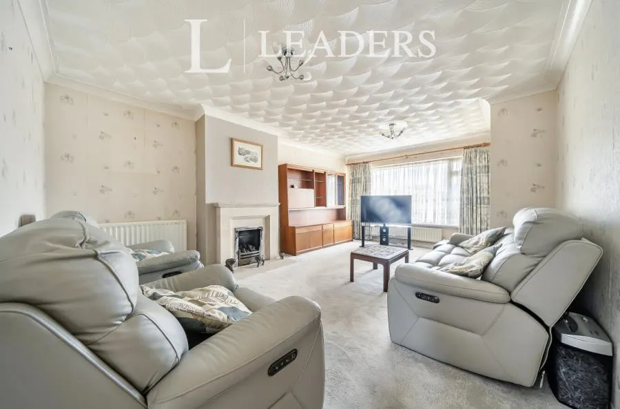 Kelvin Close, Tonbridge, TN10, photo 4