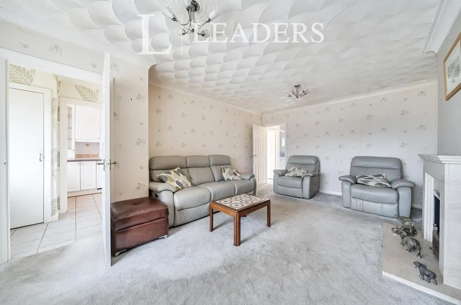 Kelvin Close, Tonbridge, TN10, photo 17