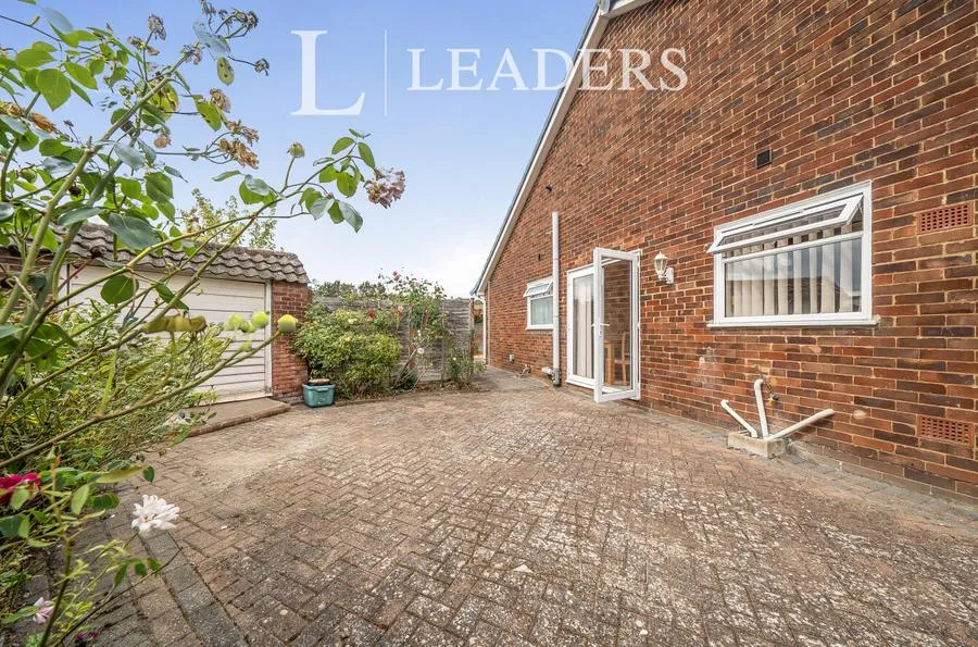 Kelvin Close, Tonbridge, TN10, photo 19