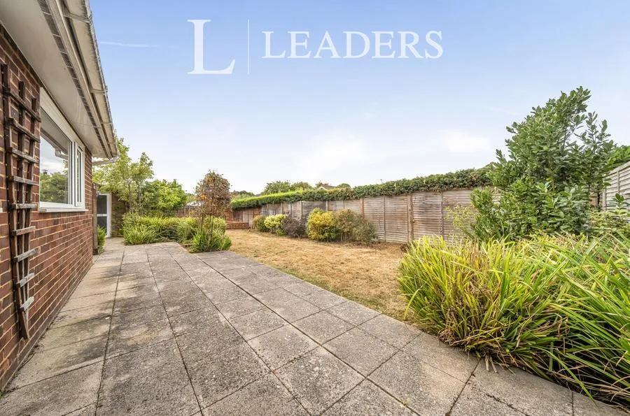 Kelvin Close, Tonbridge, TN10, photo 15