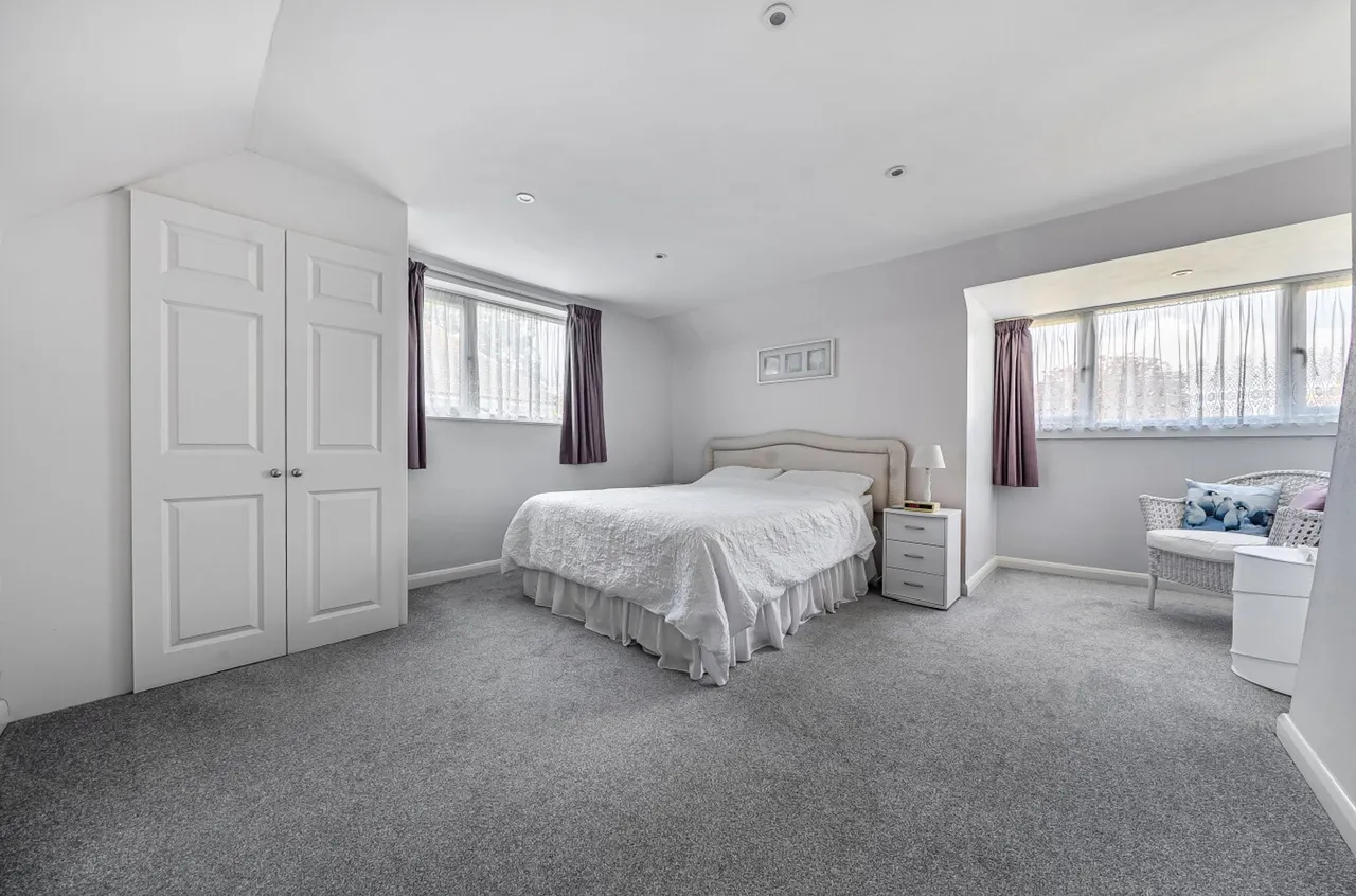 Willowhale Avenue, Aldwick, PO21, photo 4