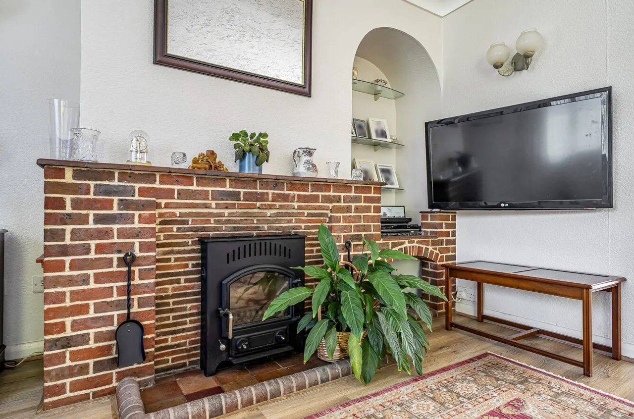 Willowhale Avenue, Aldwick, PO21, photo 8
