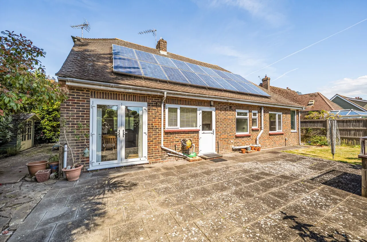 Willowhale Avenue, Aldwick, PO21, photo 19