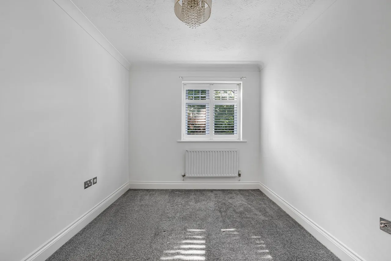 Ruxley Lane, Epsom, KT19, photo 16
