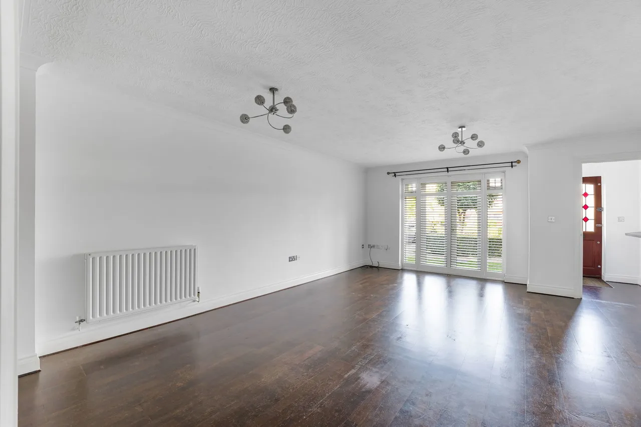 Ruxley Lane, Epsom, KT19, photo 2