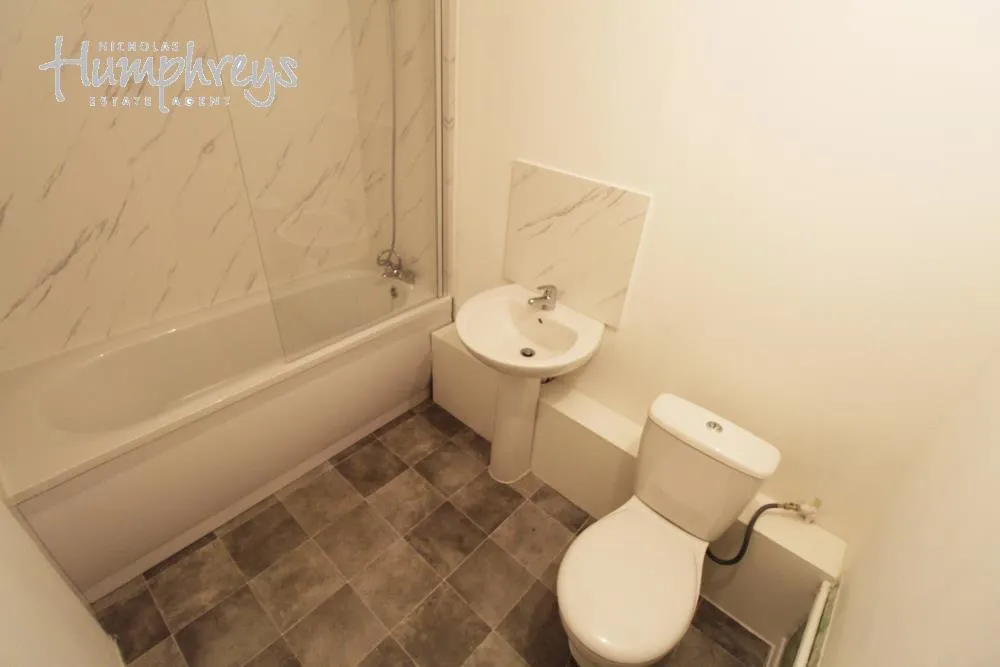 Binswood Road, Halesowen, B62, photo 8