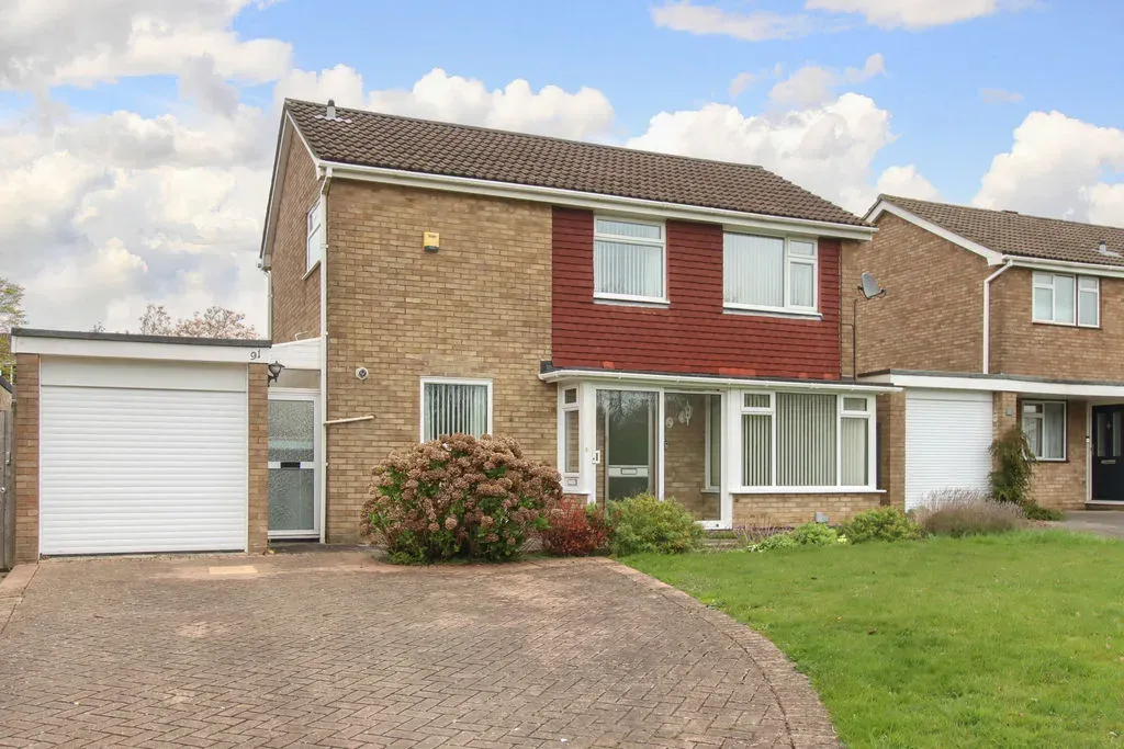 3 bed house for sale — Peascroft Road, Hemel Hempstead, Hertfordshire, HP3 8ES