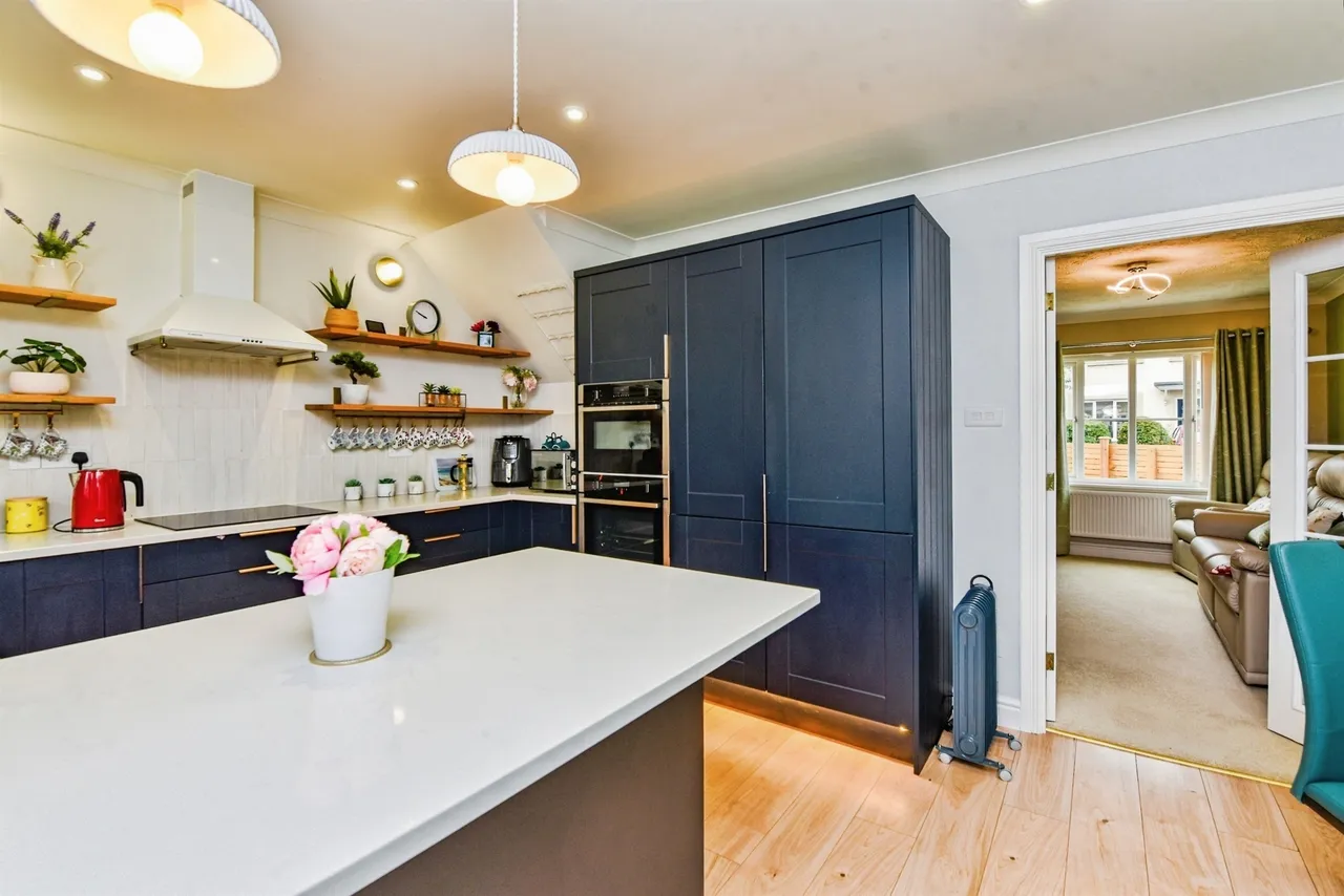Cleveland Way, Westbury, BA13, photo 6