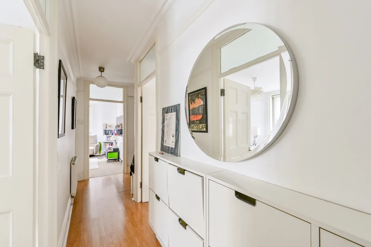 123 Clarence Gate Gardens, Glentworth Street, London, photo 8
