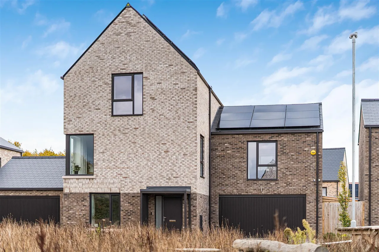 5 bed property for sale, The Copse, Cambridge, CB5