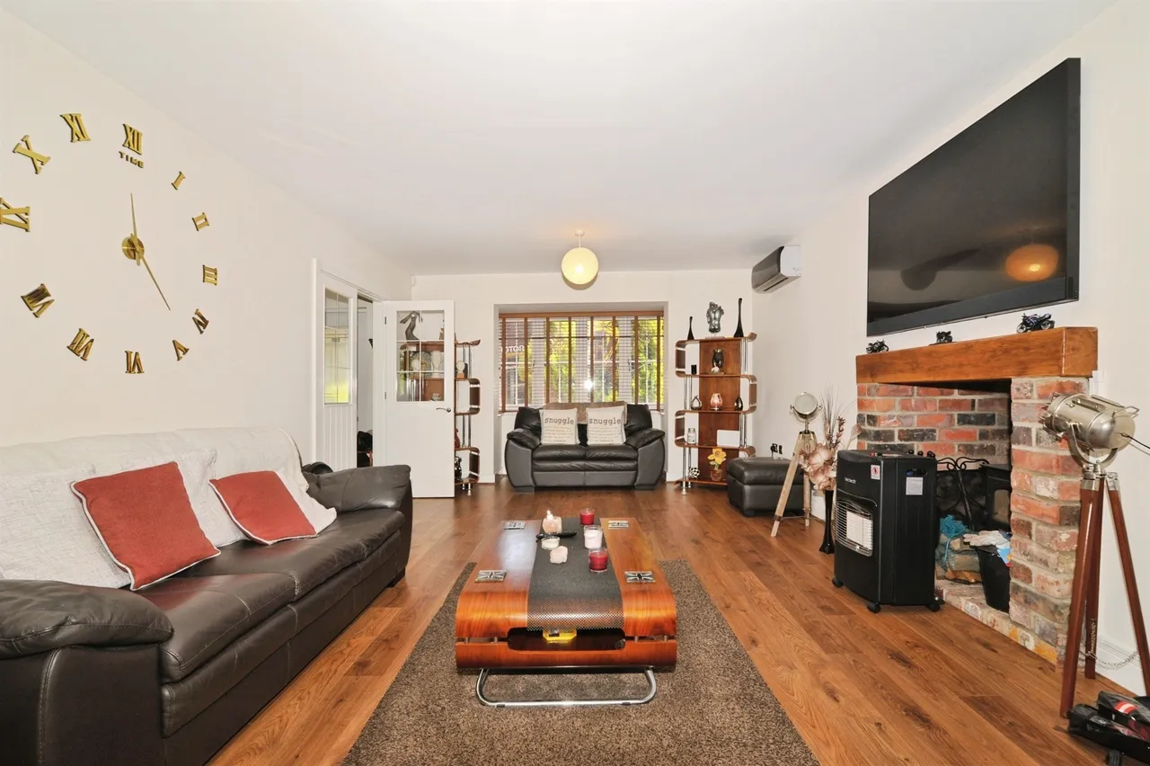 Woodlands Way, Hastings, photo 2