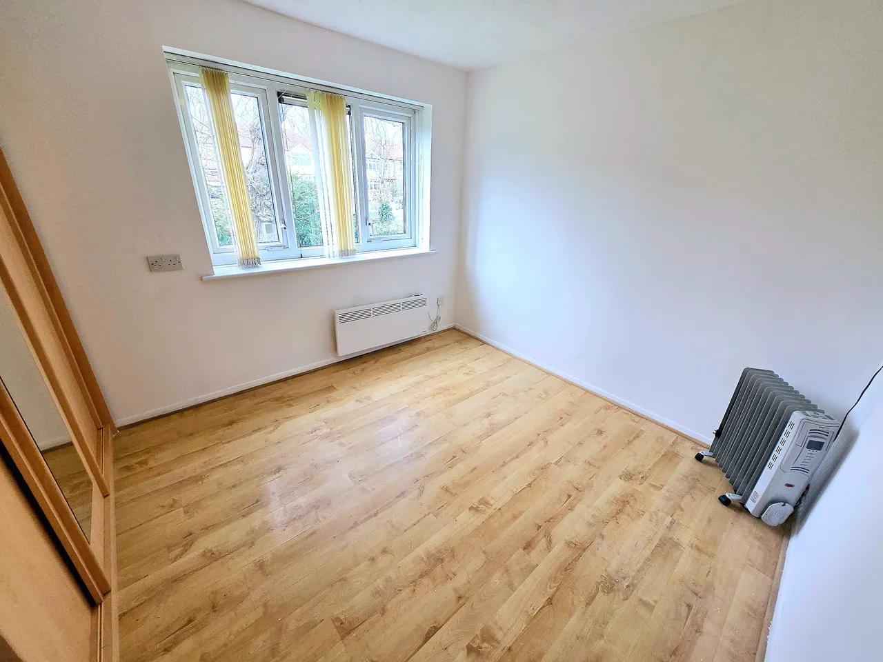 Eskdale Avenue, Northolt, UB5, photo 5