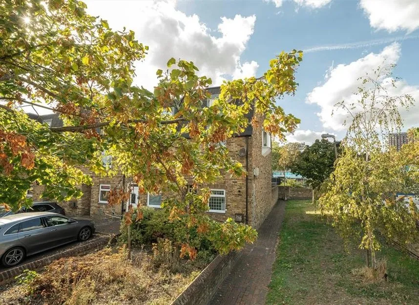 Kenchester Close, South Lambeth, SW8, photo 9
