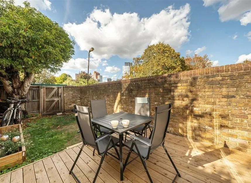 Kenchester Close, South Lambeth, SW8, photo 4