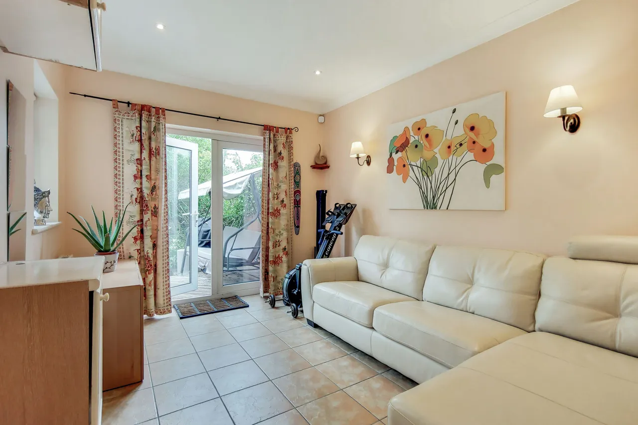 45 Courtfield Avenue, Harrow, photo 10