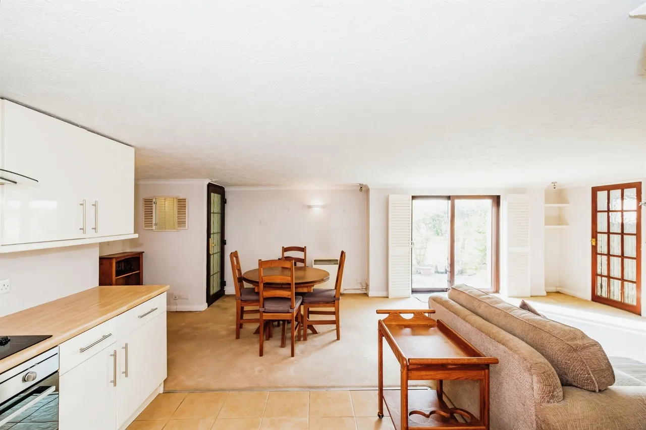 Brighton Road, Lancing, BN15, photo 16