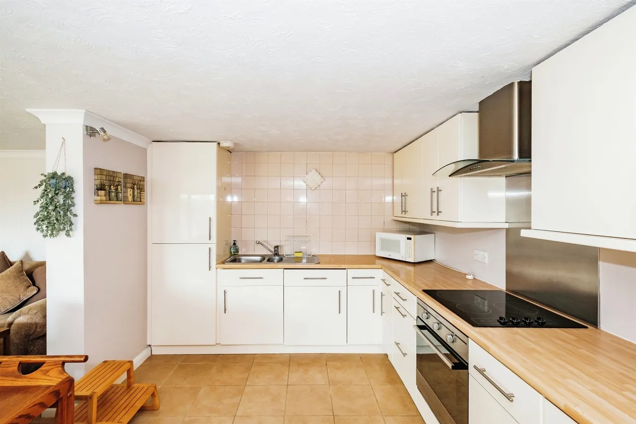 Brighton Road, Lancing, BN15, photo 6