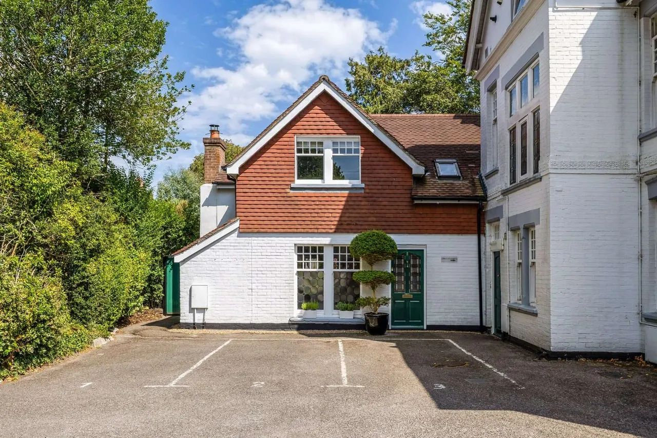 2 bed house for sale — Westminster Road, Poole, Dorset, BH13 6JN