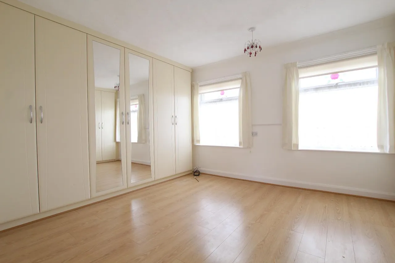 Northfield Avenue, Hessle, HU13, photo 5