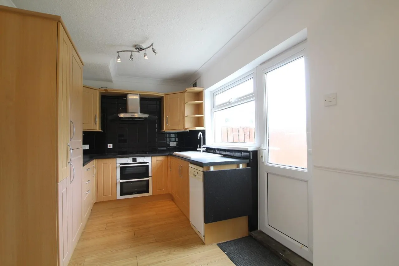 Northfield Avenue, Hessle, HU13, photo 4