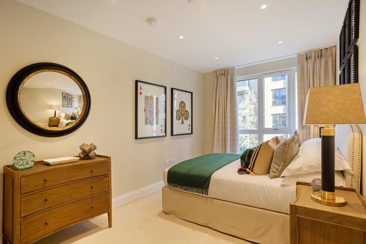 1 bed flat for sale — Broom Road, Teddington, TW11