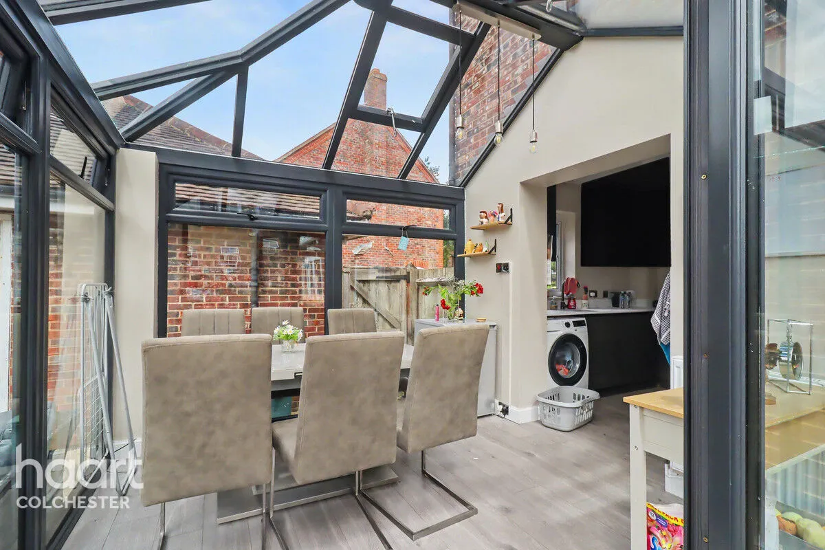 Sandmartin Crescent, Colchester, CO3, photo 12