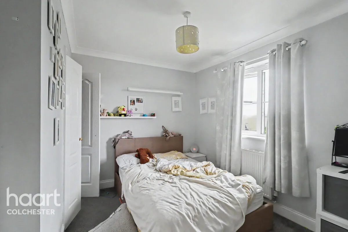 Sandmartin Crescent, Colchester, CO3, photo 22