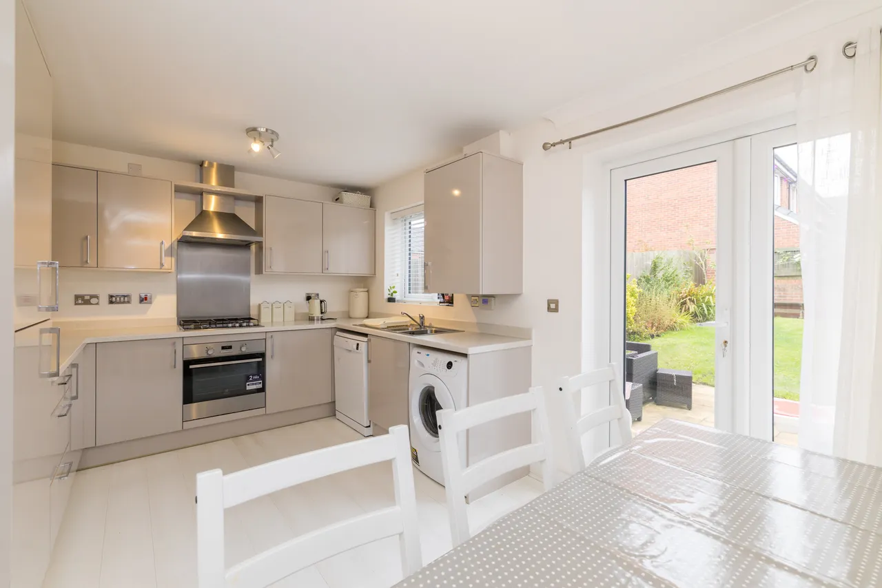 Foxtail Meadow, Standish, WN6, photo 2