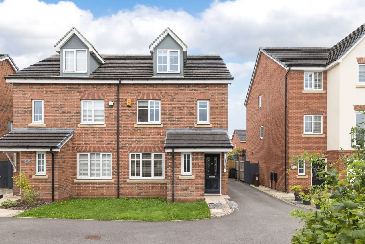 Foxtail Meadow, Standish, WN6, photo 17