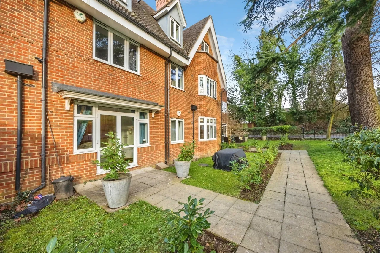 Hayes Lane, Kenley, CR8, photo 14