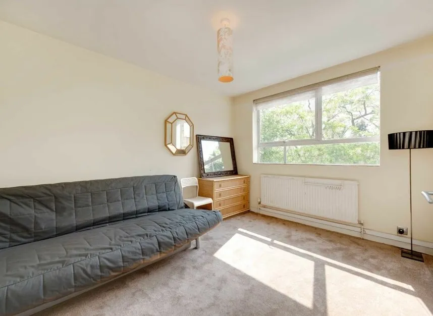 High Mount, Hendon, NW4, photo 6